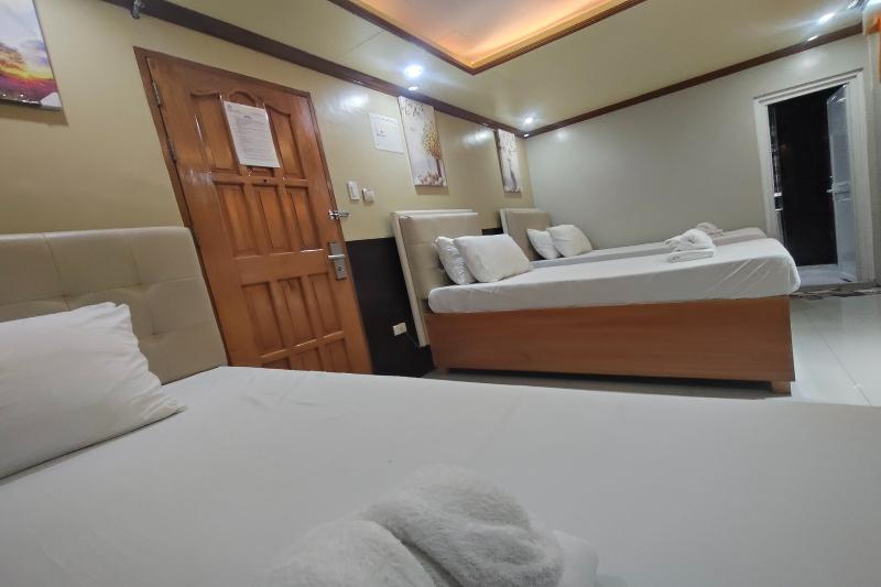 Taj Hotel Tuguegarao image