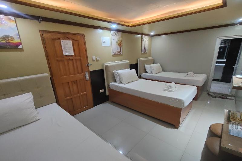 Taj Hotel Tuguegarao image