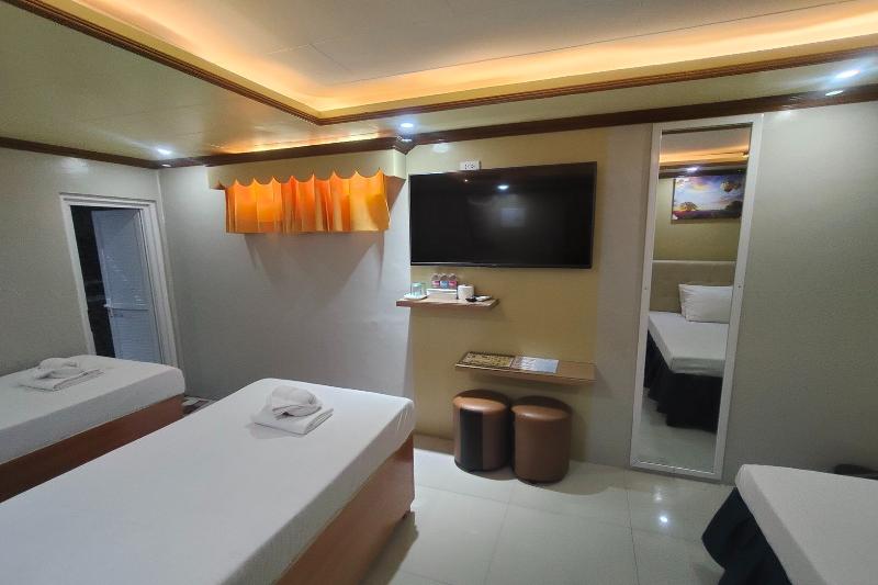 Taj Hotel Tuguegarao image