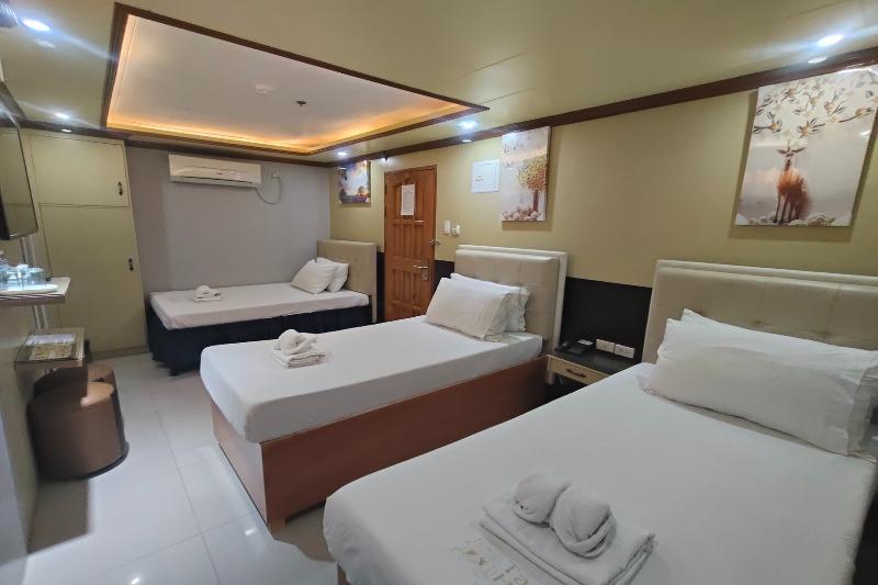 Taj Hotel Tuguegarao image