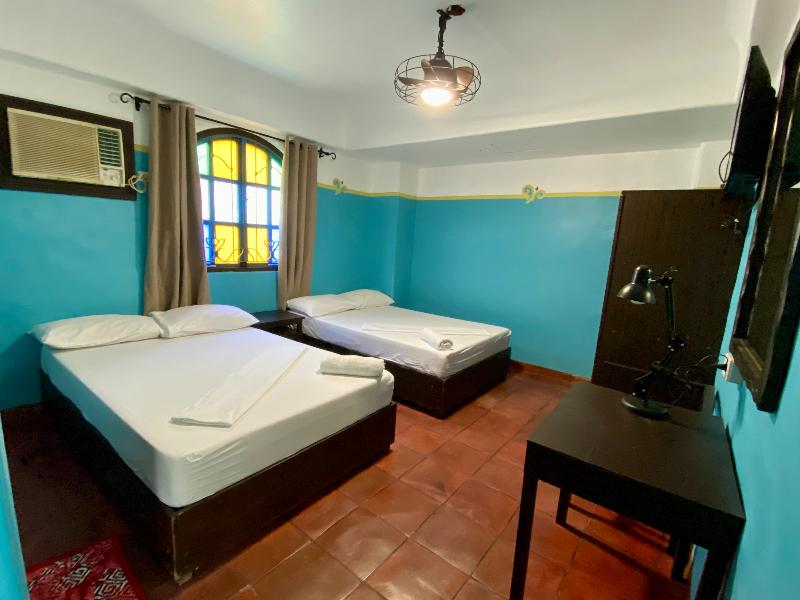Bangera Inn White Beach Puerto Galera
