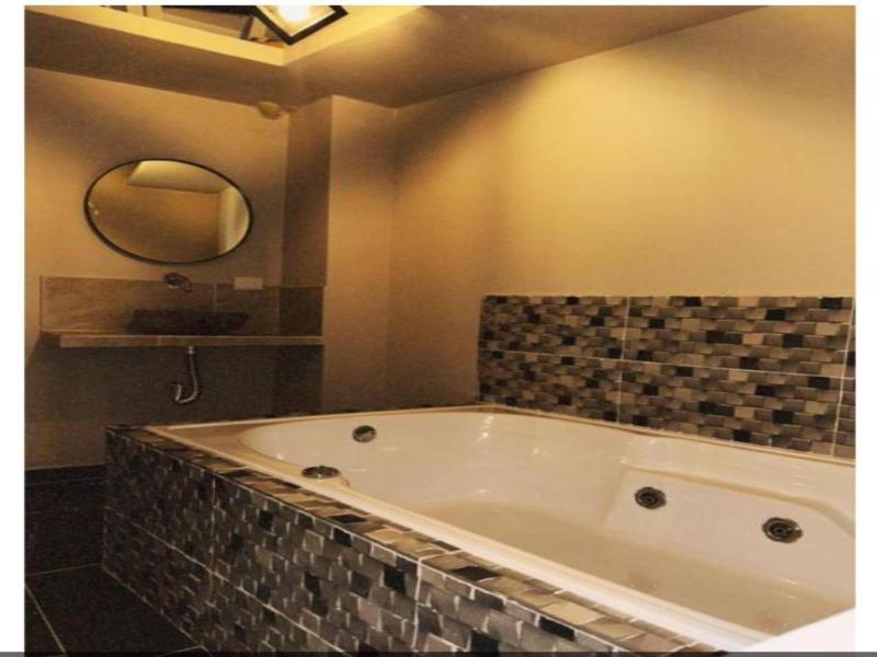 History Center Hotel image