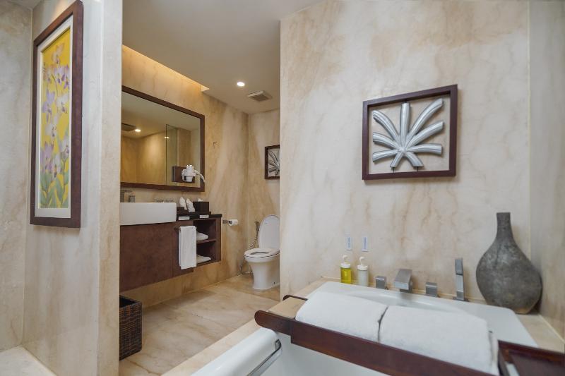 Eastparc Hotel Yogyakarta image