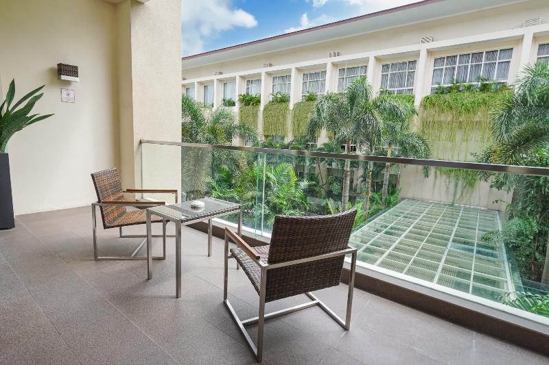 Eastparc Hotel Yogyakarta image