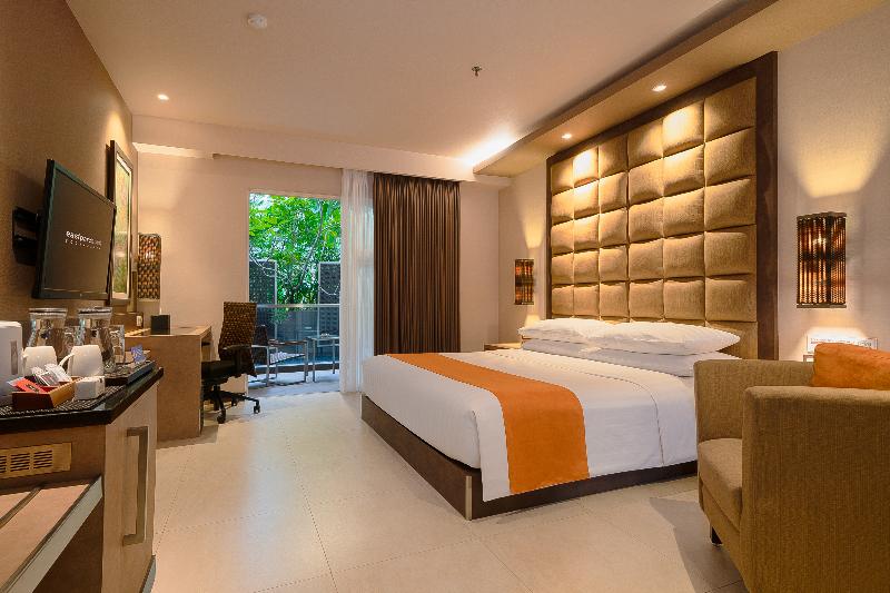 Eastparc Hotel Yogyakarta image