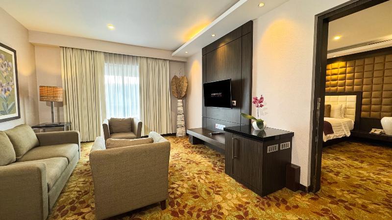 Eastparc Hotel Yogyakarta image