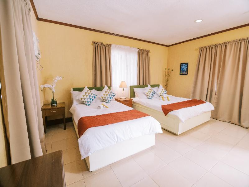 Vista Venice Resort image