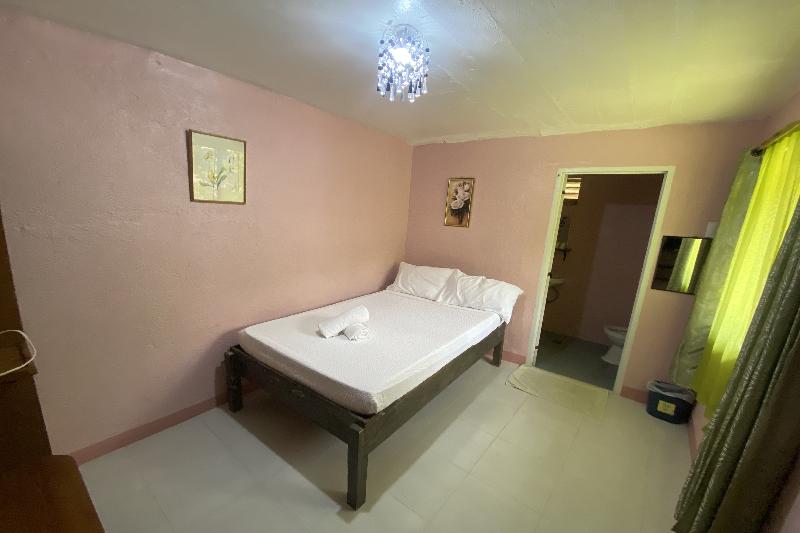 D & A Seaside Cottages image