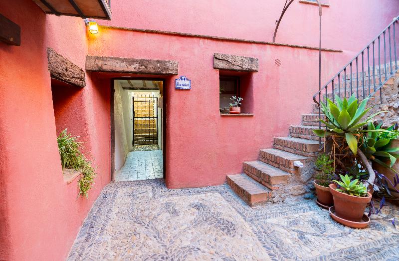 Alqueria De Los Lentos