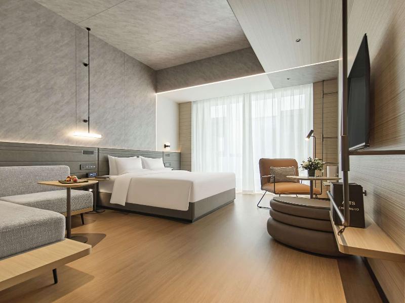 Novotel Yinchuan Lanxigu image