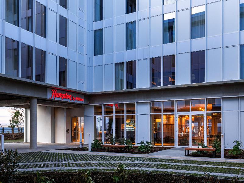 Hampton by Hilton Bordeaux Merignac Airport image