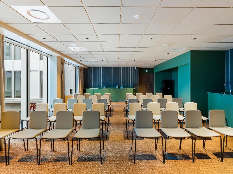 Hampton by Hilton Bordeaux Merignac Airport image