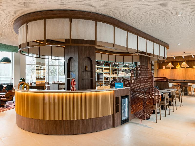 Hampton by Hilton Bordeaux Merignac Airport image