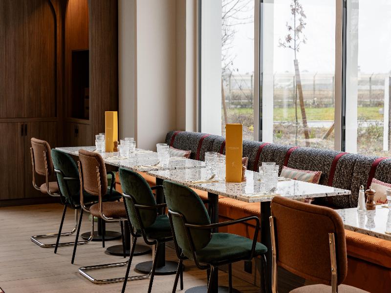 Hampton by Hilton Bordeaux Merignac Airport image