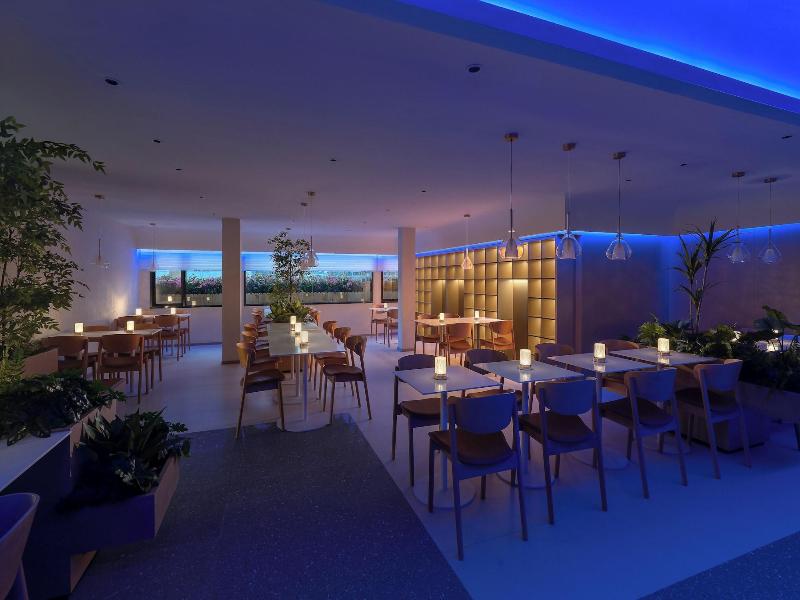 CYBO Station SSAW Shangpin Hotel Luohu Shenzhen image