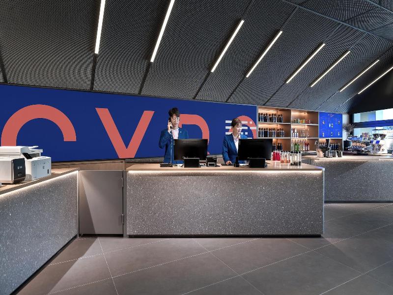 CYBO Station SSAW Shangpin Hotel Luohu Shenzhen image