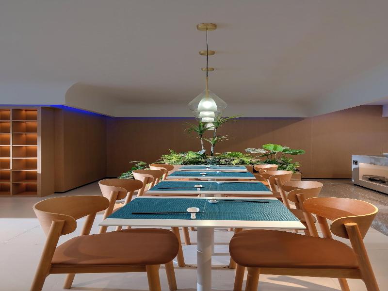 CYBO Station SSAW Shangpin Hotel Luohu Shenzhen image