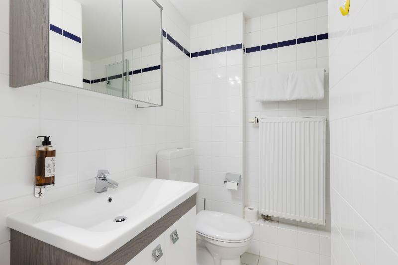 Bader Apart Hotel image