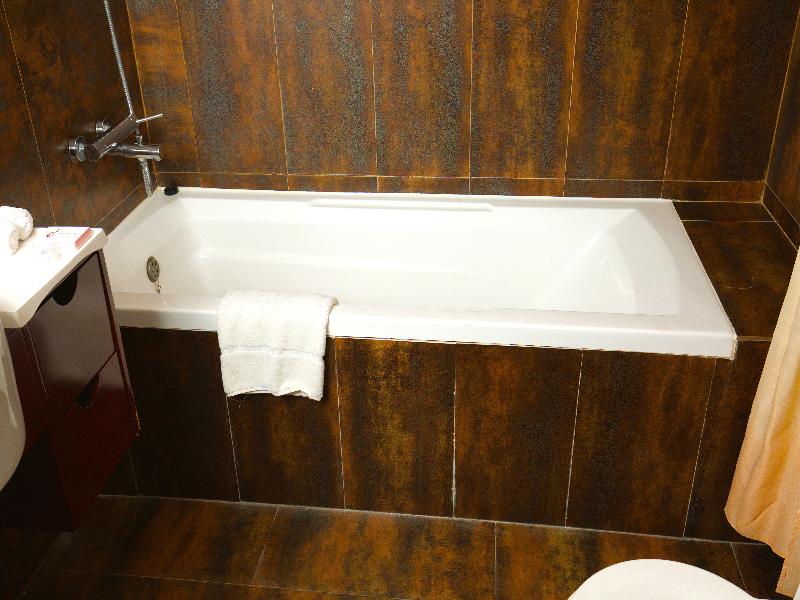 Al Manzil Hotel W.l.l image