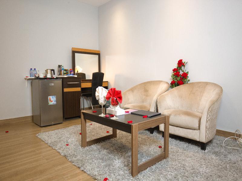 Al Manzil Hotel W.l.l image