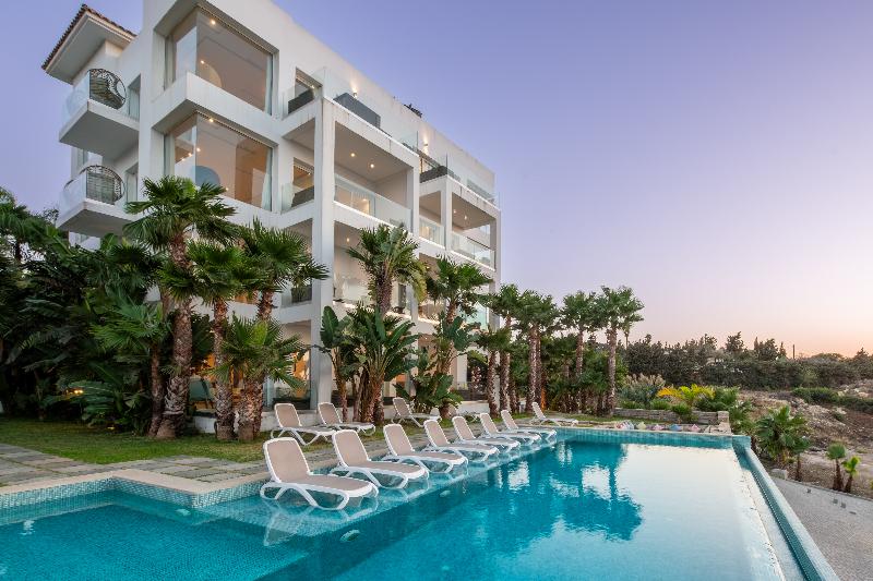 Le Tanger By Mnar Palm