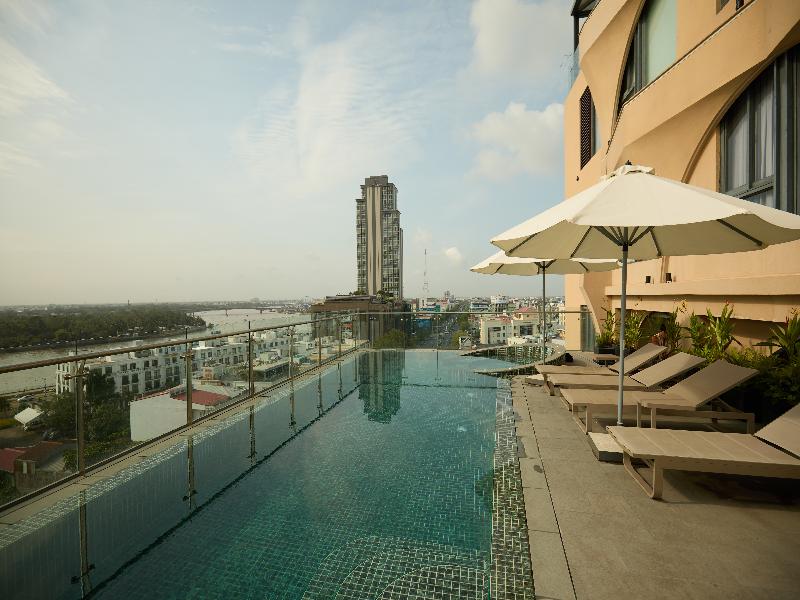 The Iris Signature Hotel And Spa