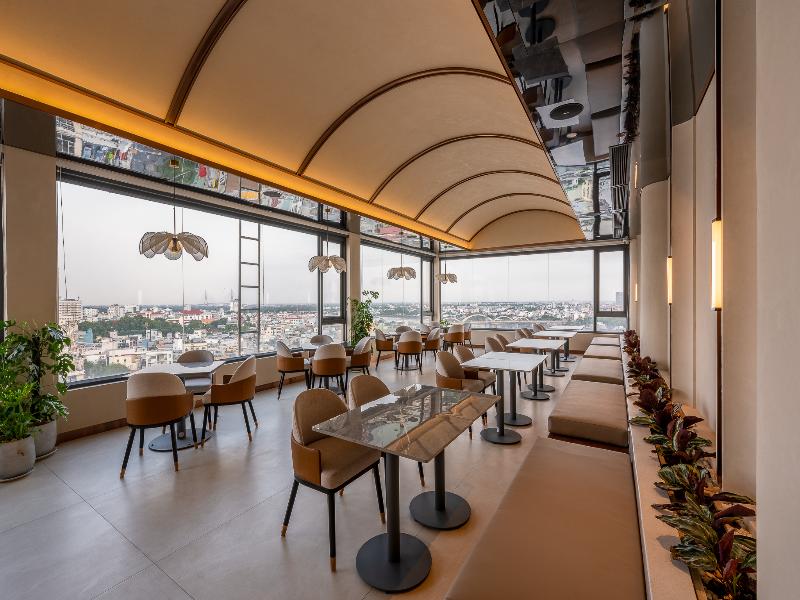 The Iris Signature Hotel And Spa