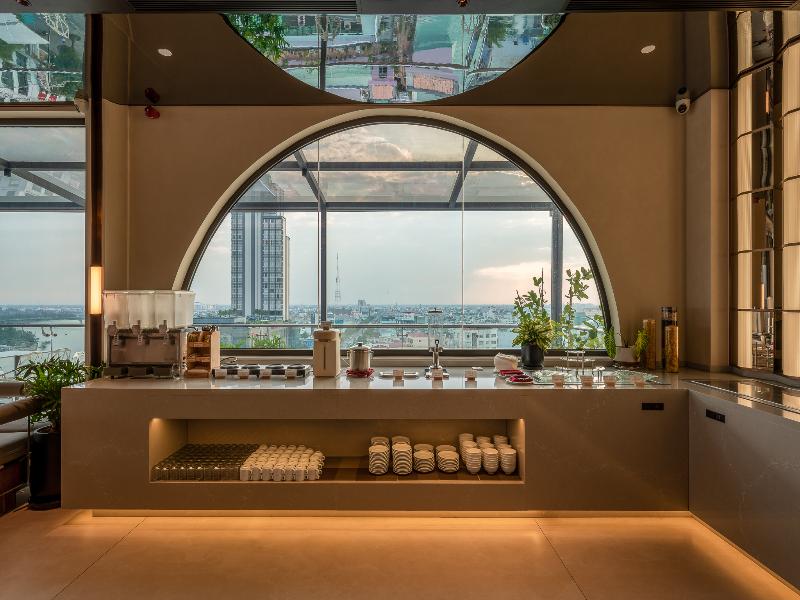 The Iris Signature Hotel And Spa
