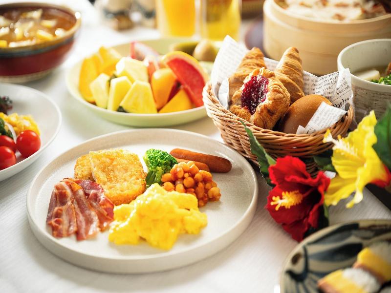 Hotel Monterey La Soeur Naha image