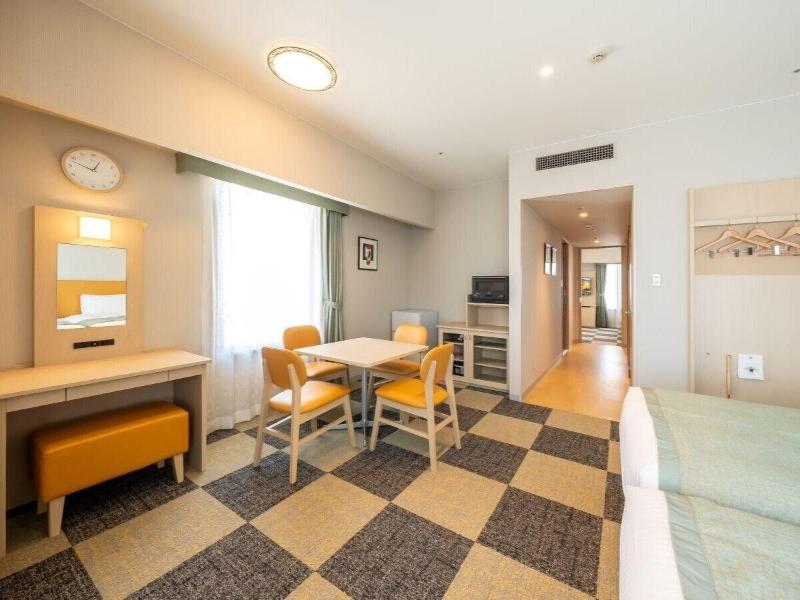 Hotel Monterey La Soeur Naha image