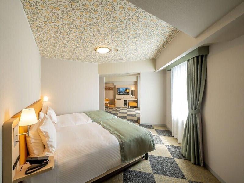 Hotel Monterey La Soeur Naha image