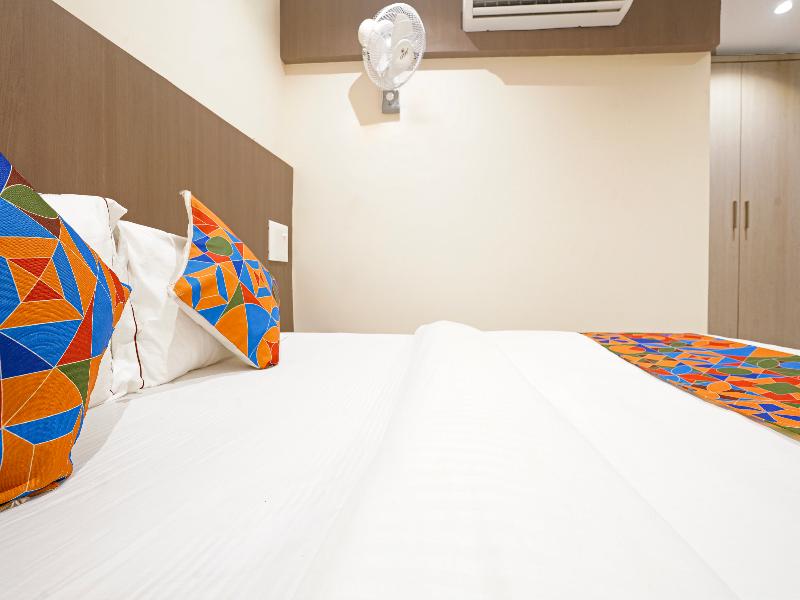 Hotel Casa Royal Residency image