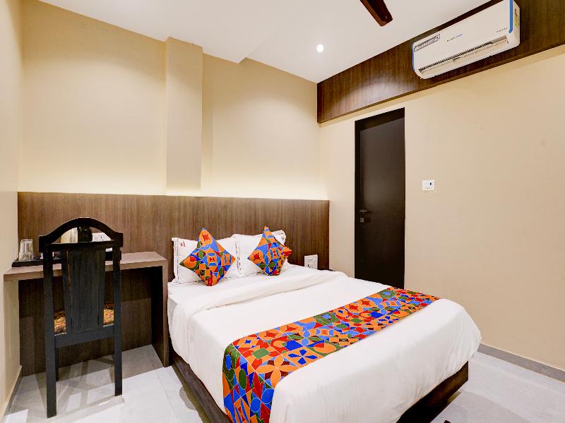 Hotel Casa Royal Residency image