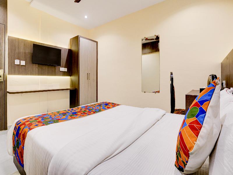Hotel Casa Royal Residency image