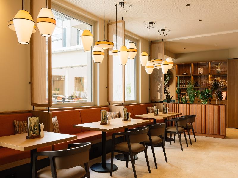 Hotel Schani City image