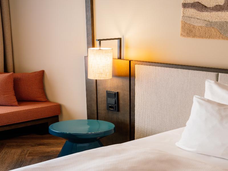 Hotel Schani City image