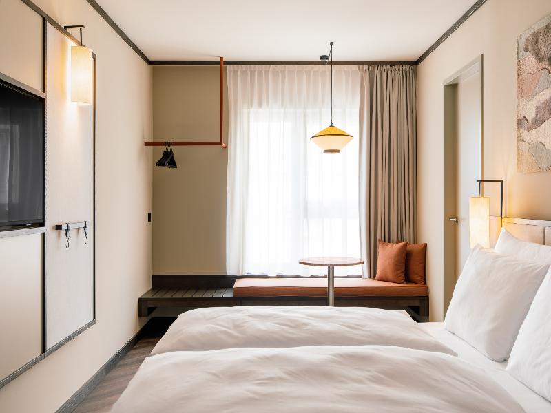 Hotel Schani City image