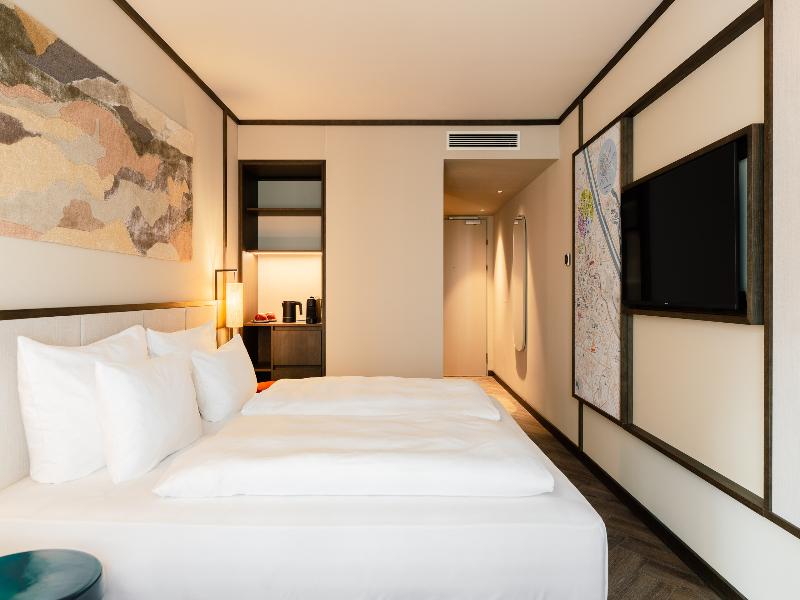 Hotel Schani City image