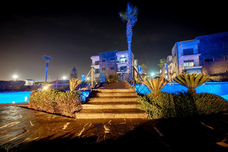 Garden Bay Signature Apparthotel image