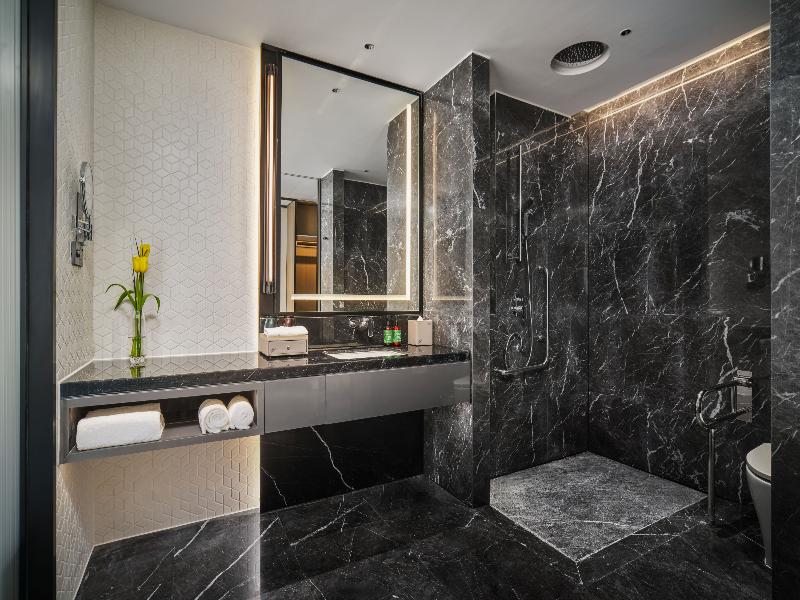 Crowne Plaza Shaoxing Binhai New Area by IHG image