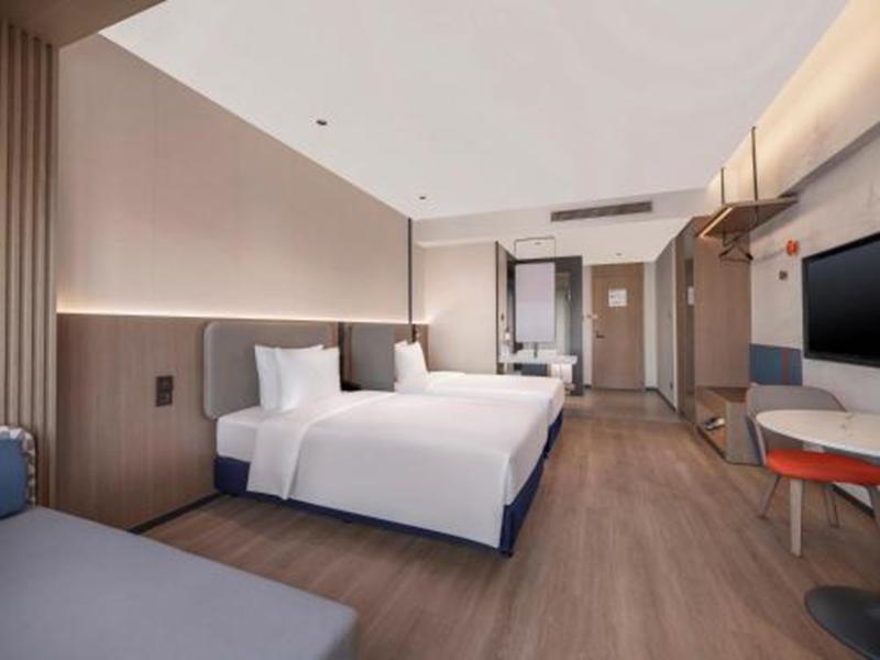 Holiday Inn Express Aksu image 8