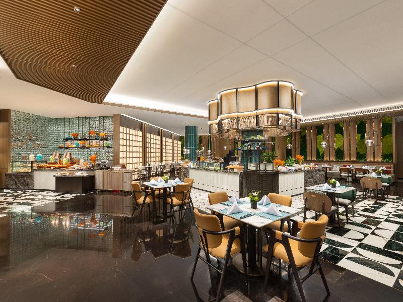Crowne Plaza Huaihua image 4