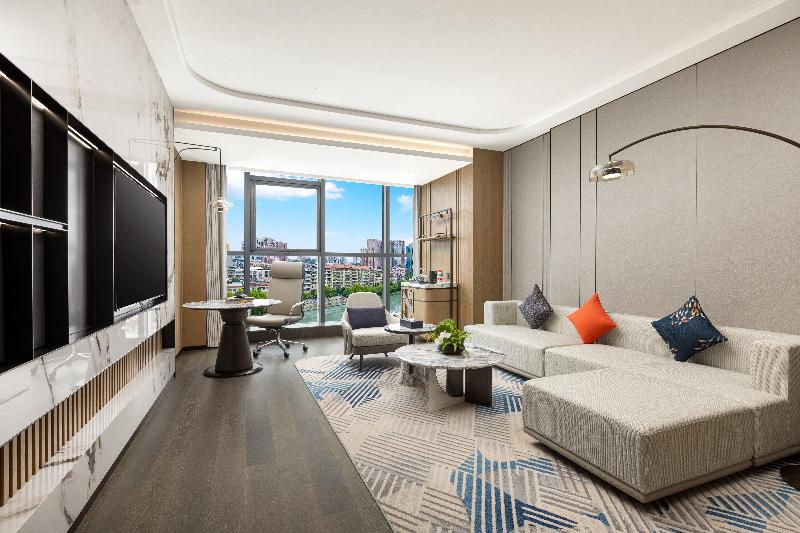 Crowne Plaza Huaihua image