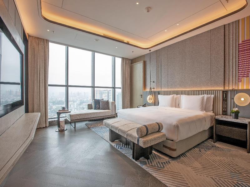 Crowne Plaza Huaihua image