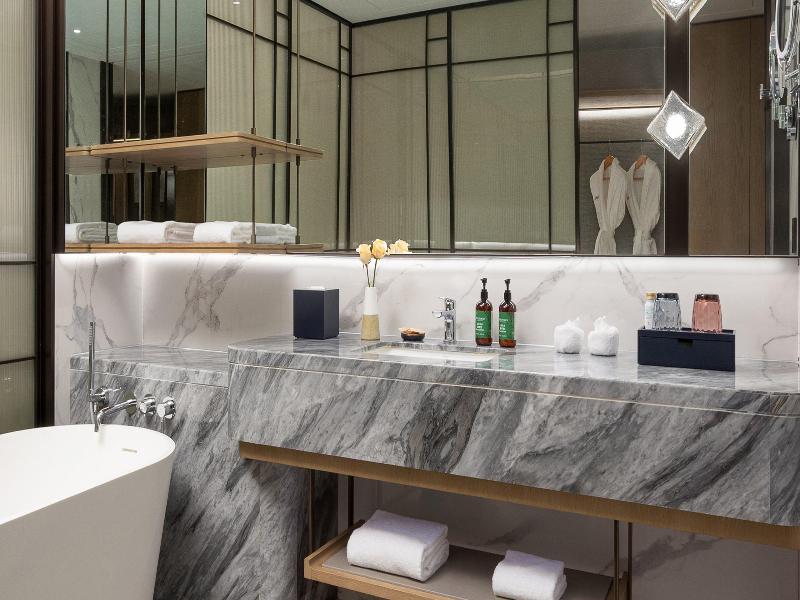 Crowne Plaza Huaihua image