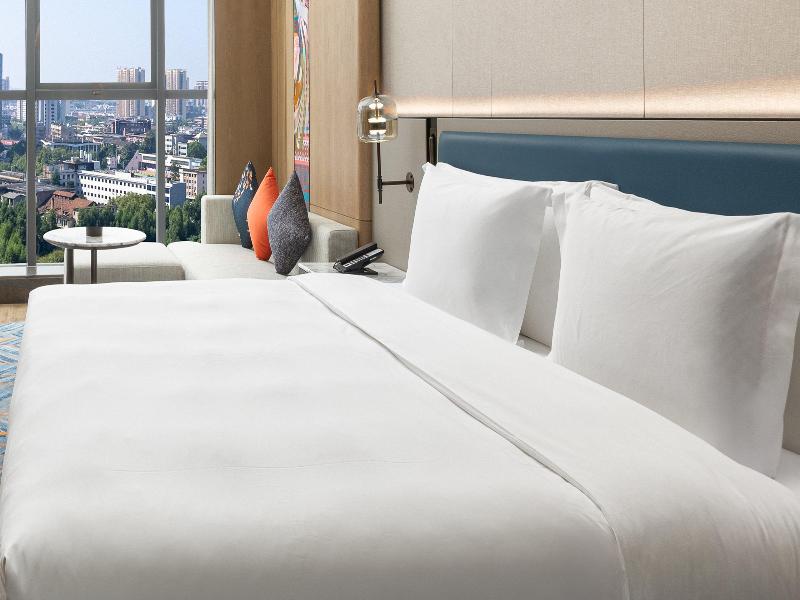 Crowne Plaza Huaihua image