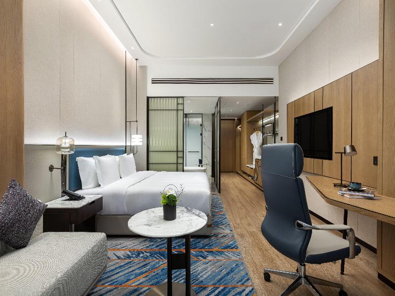 Crowne Plaza Huaihua image