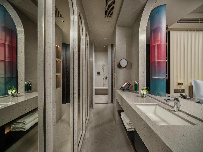 Hotel Indigo Zhuhai Xiangzhou By Ihg image