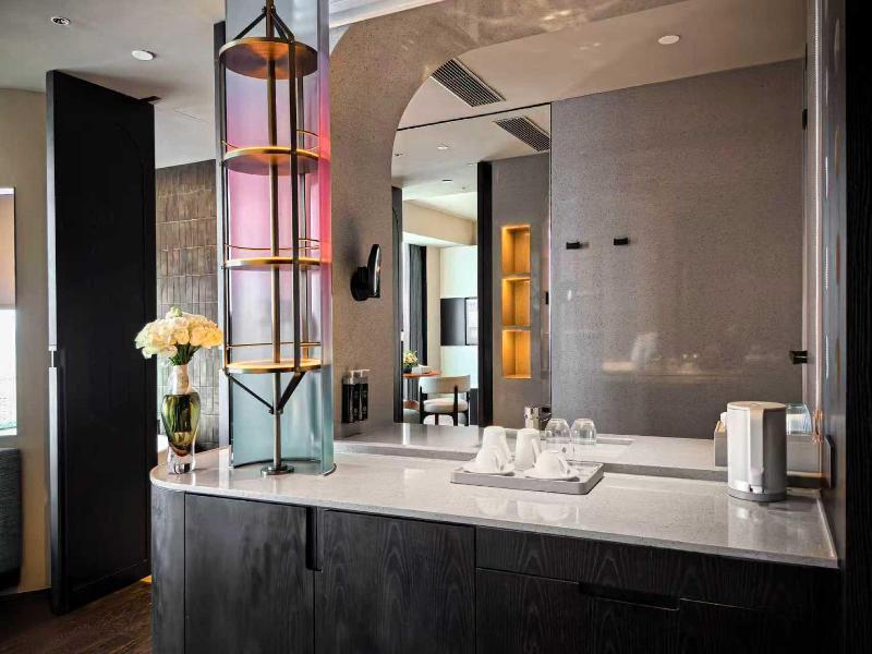 Hotel Indigo Zhuhai Xiangzhou By Ihg image