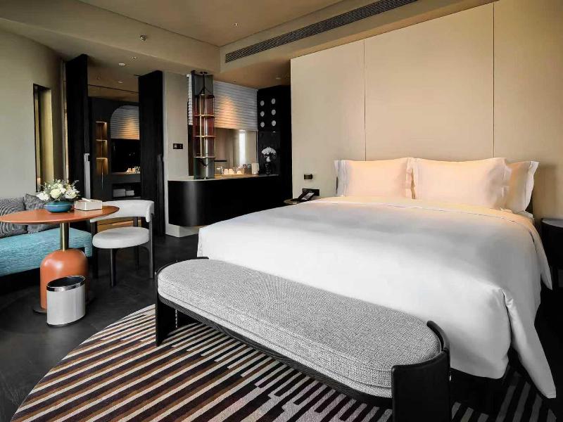 Hotel Indigo Zhuhai Xiangzhou By Ihg image